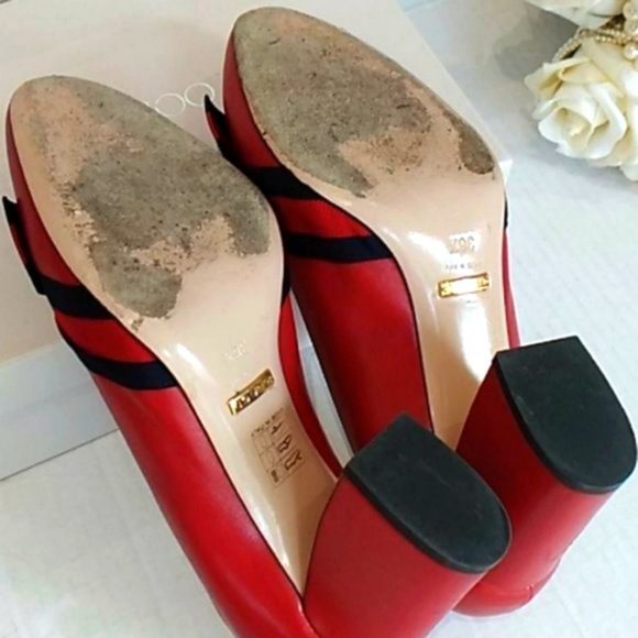 Gucci Luxury Star Adornment Shoes! - Picture 11 of 16